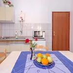 Srhoj Апартаменты Стари Град