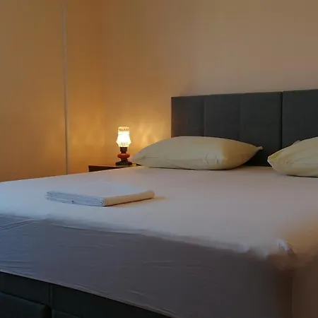 Apartman Srhoj