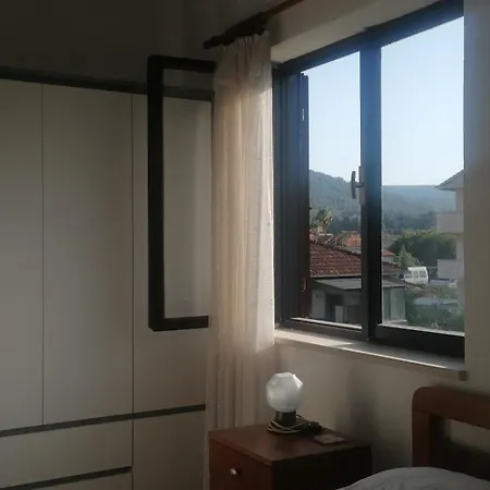 Srhoj Apartman *