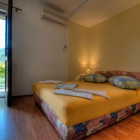 Srhoj Apartamento