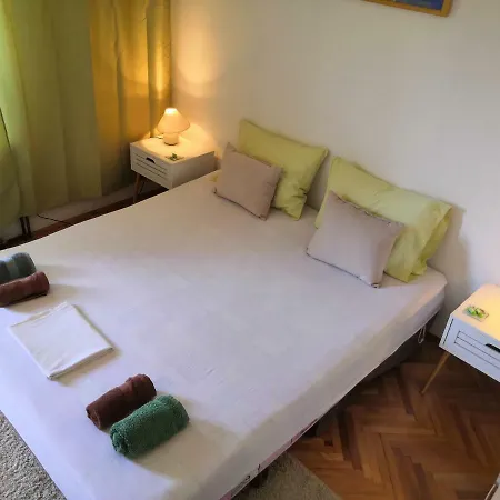 Apartman Srhoj